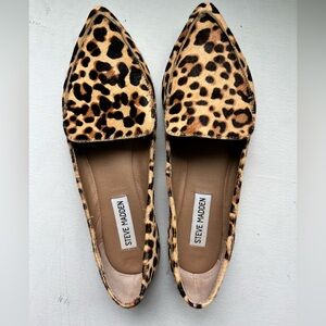 Steve Madden Leopard Cheetah Flats Size 7 Calf Hair Pointed Toe Loafers
